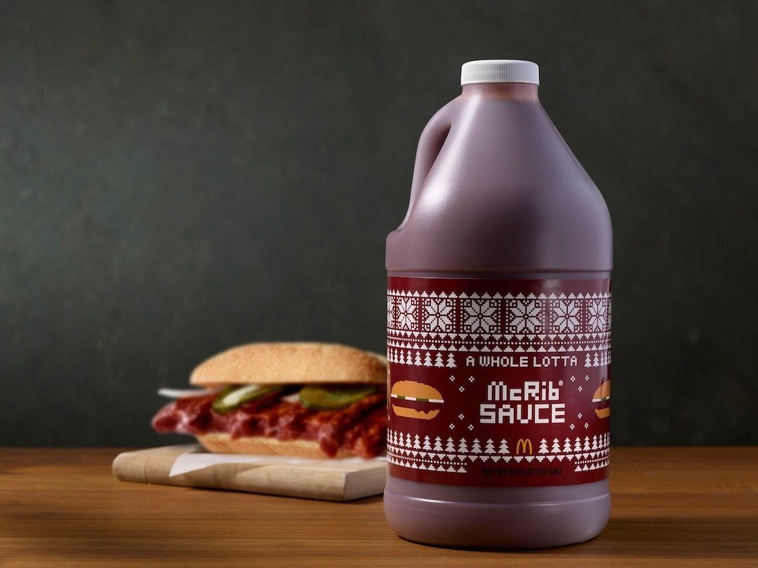 McDonald’s brings back the McRib, with half gallon of sauce – Current Affairs