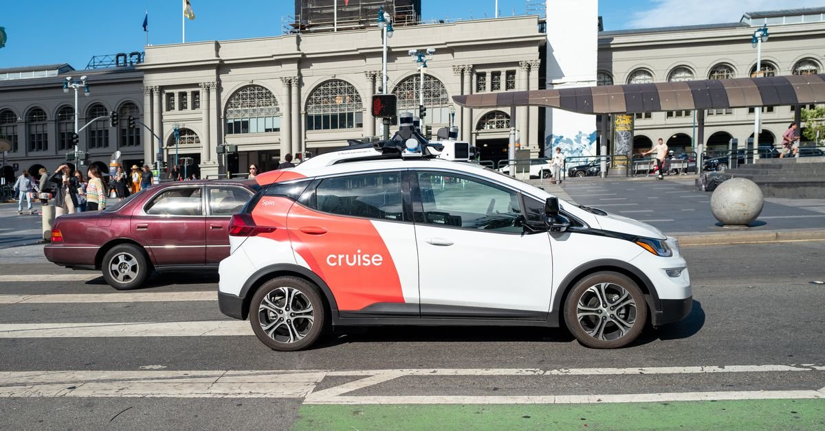 Cruise’s robotaxi service will shut down as GM pulls its funding