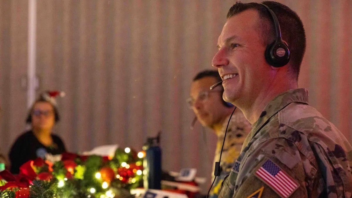 How NORAD uses advanced technology to track Santa Claus for kids worldwide